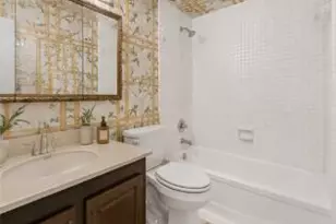 1100 St Charles Pl, Pembroke Pines, FL 33026 - Photo 54