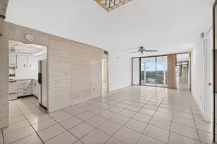 1100 St Charles Pl, Pembroke Pines, FL 33026 - Photo 12