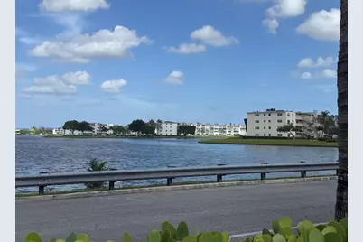 412 Brighton J, Boca Raton, FL 33434 - Photo 38