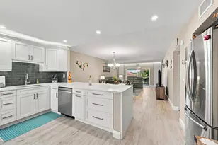 4629 Poinciana St, Lauderdale by the Sea, FL 33308 - Photo 4