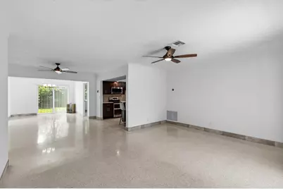 200 NE 28th Terrace, Boca Raton, FL 33431 - Photo 10