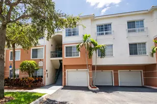 1305 Myrtlewood Cir E, Palm Beach Gardens, FL 33418 - Photo 1