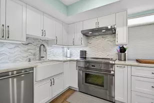 3100 NE 48th Ct, Lighthouse Point, FL 33064 - Photo 2