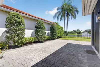 2185 Regents Boulevard, West Palm Beach, FL 33409 - Photo 52