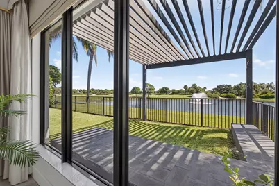2185 Regents Boulevard, West Palm Beach, FL 33409 - Photo 38