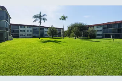 9420 S Hollybrook Lake Drive #304, Pembroke Pines, FL 33025 - Photo 18