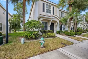 5072 Palmbrooke Cir, West Palm Beach, FL 33417 - Photo 1