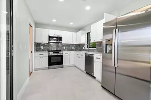 8409 Bonita Isle Dr, Lake Worth, FL 33467 - Photo 12