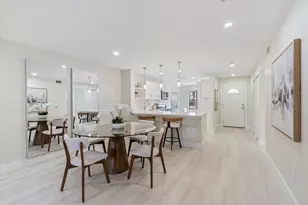 31 Stratford Ln W, Boynton Beach, FL 33436 - Photo 12