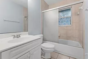 13789 Yarmouth Dr, Wellington, FL 33414 - Photo 12