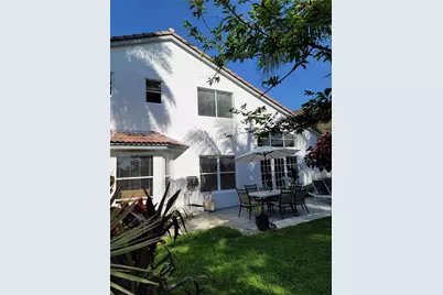 8117 Pelican Harbour Drive, Lake Worth, FL 33467 - Photo 4