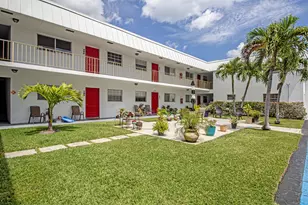 402 Lake Shore Dr, West Palm Beach, FL 33403 - Photo 18