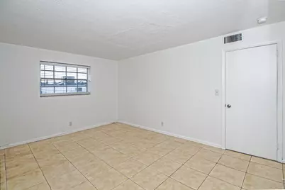 402 Lake Shore Drive, West Palm Beach, FL 33403 - Photo 12