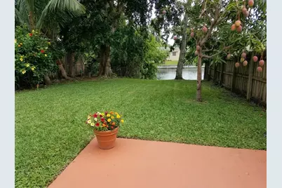 6534 Harbour Road, North Lauderdale, FL 33068 - Photo 10
