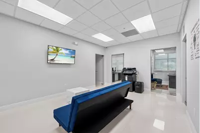 9200 Belvedere Road #207, Royal Palm Beach, FL 33411 - Photo 6