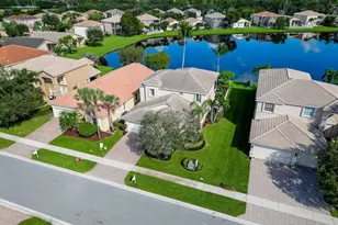 8343 Genova Way, Lake Worth, FL 33467 - Photo 4