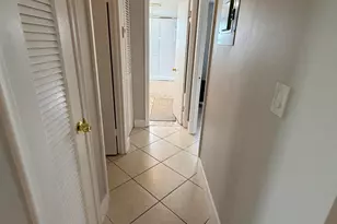 900 NE 12th Ave, Hallandale Beach, FL 33009 - Photo 12
