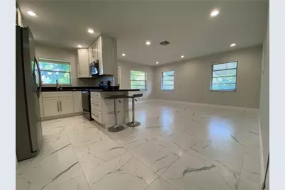 624 NE 10th Avenue #5, Fort Lauderdale, FL 33304 - Photo 2