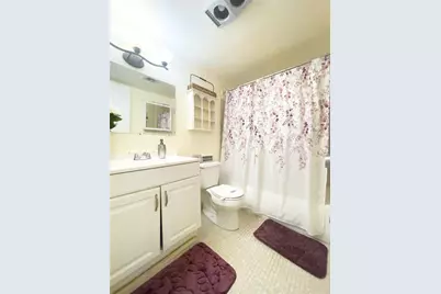 200 Bonnie Boulevard #117, Palm Springs, FL 33461 - Photo 4