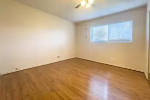 200 Bonnie Blvd, Palm Springs, FL 33461 - Photo 2