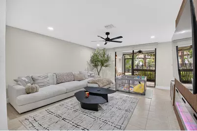 9292 Sabal Ridge Circle #C, Boca Raton, FL 33434 - Photo 12