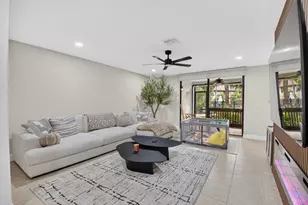 9292 Sabal Ridge Circle, Boca Raton, FL 33434 - Photo 12