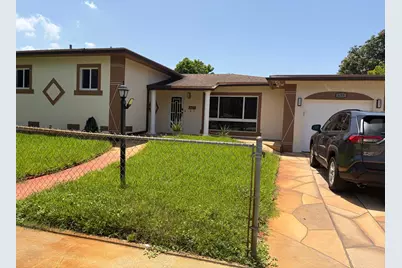 655 W Melrose Circle, Fort Lauderdale, FL 33312 - Photo 1