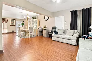 655 W Melrose Cir, Fort Lauderdale, FL 33312 - Photo 6