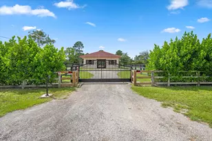 2440 Buck Ridge Trail, Loxahatchee, FL 33470 - Photo 34
