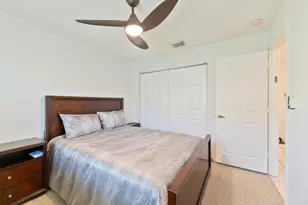 19200 NW 24th Ct, Pembroke Pines, FL 33029 - Photo 18
