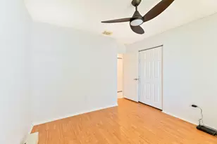 19200 NW 24th Ct, Pembroke Pines, FL 33029 - Photo 20