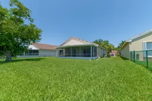 19200 NW 24th Ct, Pembroke Pines, FL 33029 - Photo 24