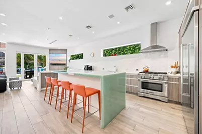 121 S Gordon Road, Fort Lauderdale, FL 33301 - Photo 8