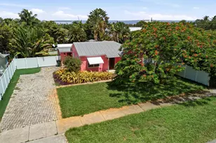 227 S Swinton Ave, Delray Beach, FL 33444 - Photo 2
