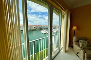 8 Harbour Isle Dr E, Fort Pierce, FL 34949 - Photo 32
