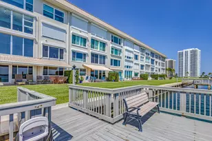 52 Yacht Club Dr, North Palm Beach, FL 33408 - Photo 10