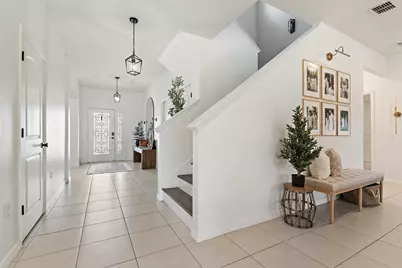 5648 NW Lorna Court, Port Saint Lucie, FL 34986 - Photo 6