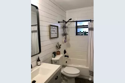 3743 SW Findlay Street #room for rent, Port Saint Lucie, FL 34953 - Photo 6