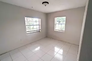 801 NW 33rd Terrace, Fort Lauderdale, FL 33311 - Photo 10