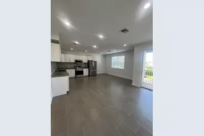 2137 Shoma Drive #156, Royal Palm Beach, FL 33414 - Photo 2