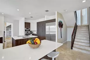2584 SE 12th St, Pompano Beach, FL 33062 - Photo 14