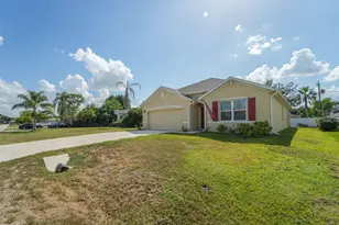 619 Balboa St, Sebastian, FL 32958 - Photo 4
