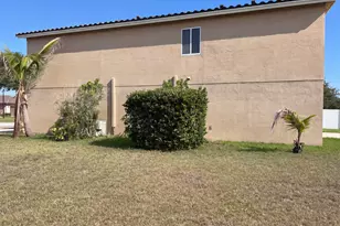2883 SW Cape Breton Dr, Port Saint Lucie, FL 34953 - Photo 32