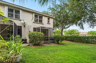 9650 Lago Dr, Boynton Beach, FL 33472 - Photo 24