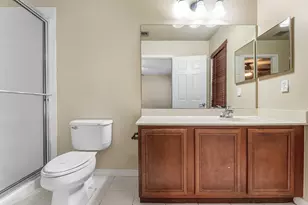 9650 Lago Dr, Boynton Beach, FL 33472 - Photo 14