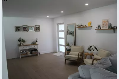 8571 NW 24th Court, Sunrise, FL 33322 - Photo 12