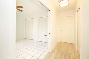 896 Rose Ct, Wellington, FL 33414 - Photo 2