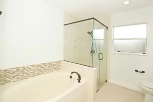 896 Rose Ct, Wellington, FL 33414 - Photo 52
