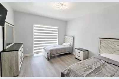 1938 Jackson Street #202, Hollywood, FL 33020 - Photo 14