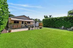 2401 Country Oaks, Palm Beach Gardens, FL 33410 - Photo 36